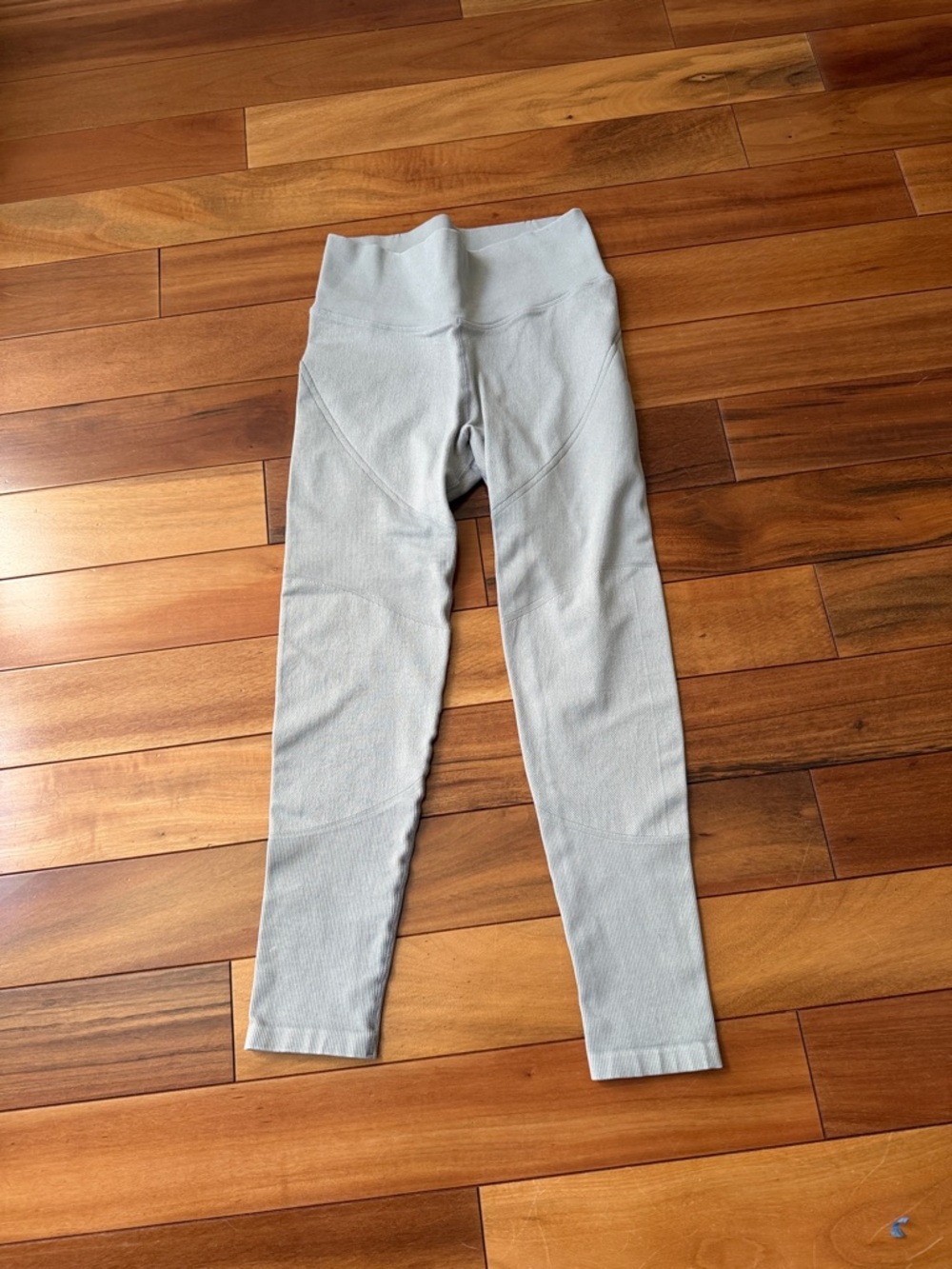 Offline by aerie Light Gray High-Waist Leggings